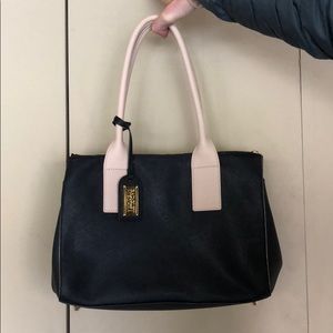 Black Badgley Mischka